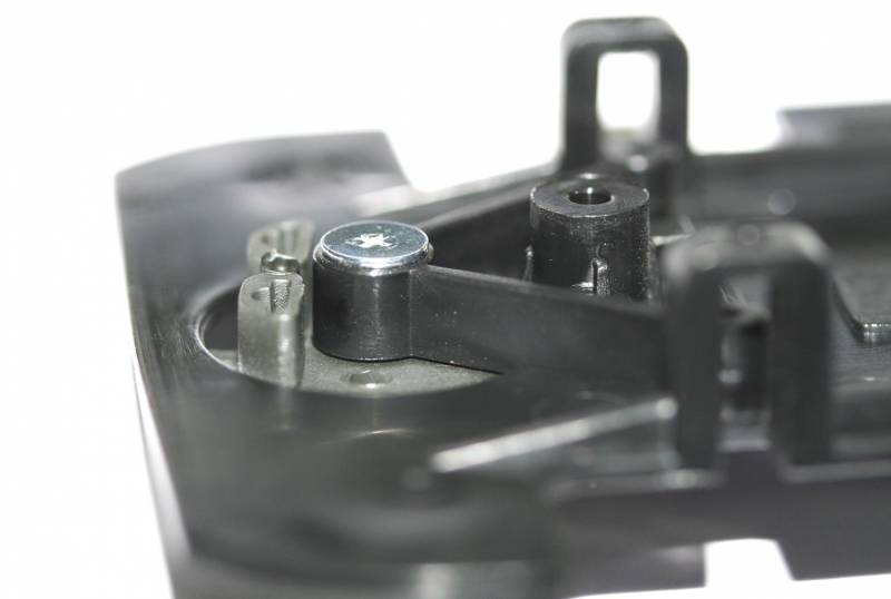 Tornillo UNIVERSAL especial para guías 1/32 x10