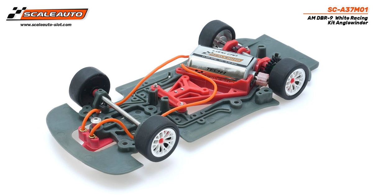 Aston Martin AM DBR-9 White Racing Kit Anglewinder · Scaleauto SC-A37M01 · Fotografía 4