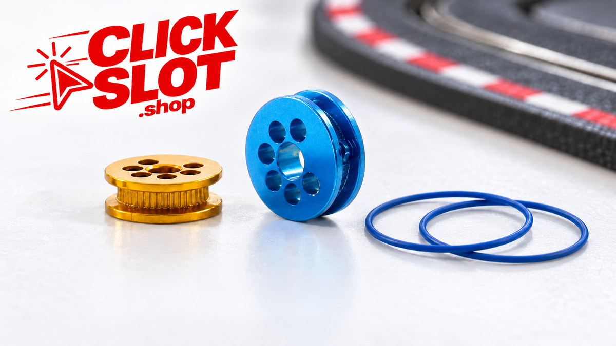 Poleas dorada y azul y correas de transmisión con el logo de Clickslot.shop