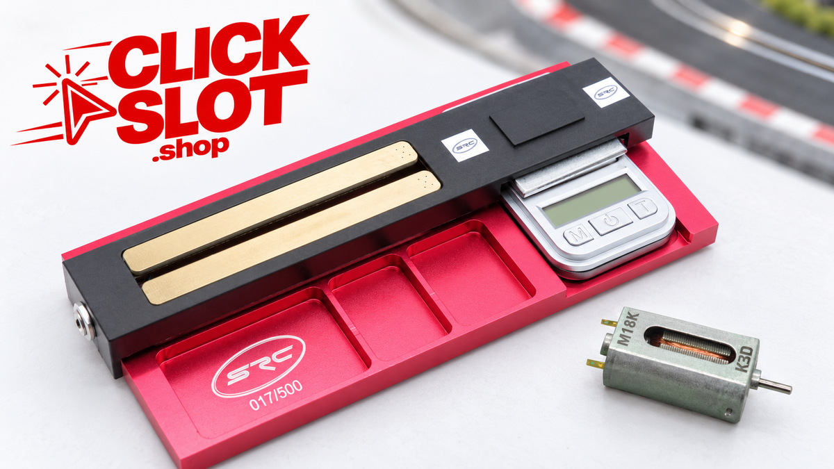 Composición del medidor UMS SRC y un motor K3D con el logo de Clickslot.shop