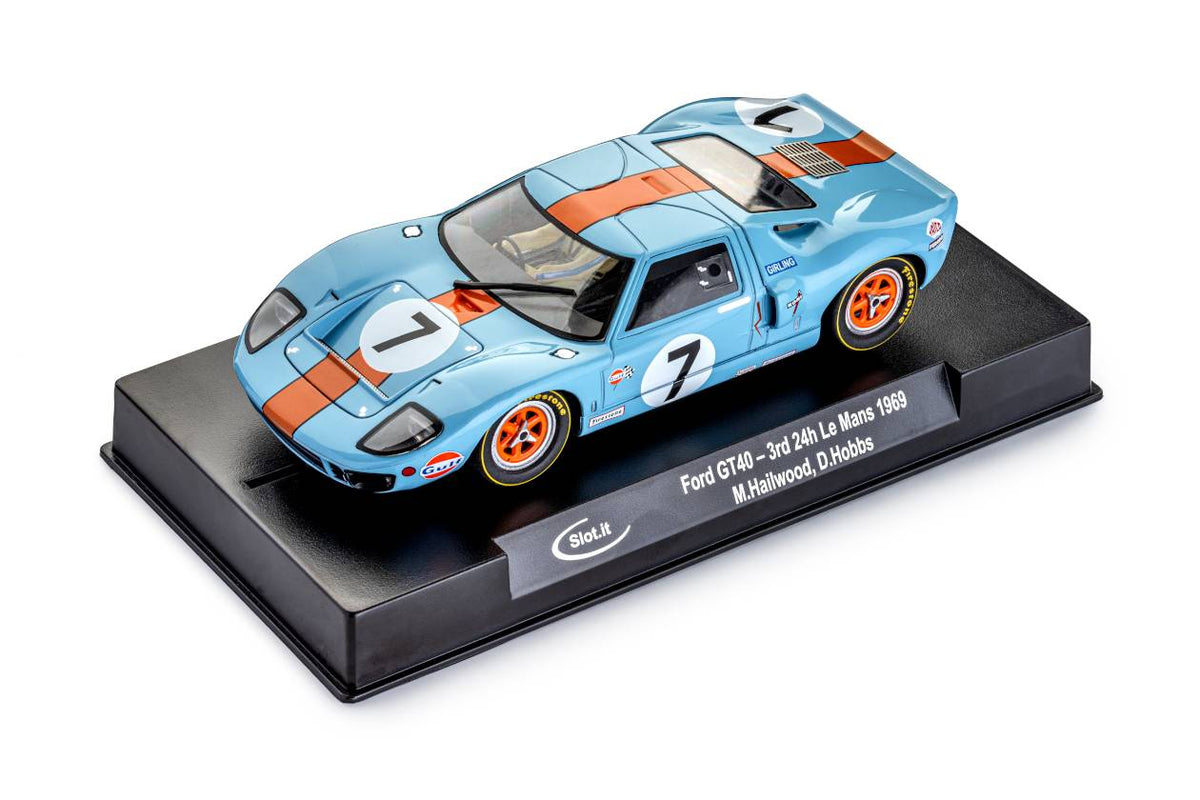 Modelo compatible: FORD GT40 – 3rd. 24H LE MANS 1969. Foto orientativa del coche; se vende únicamente el chasis 3D.