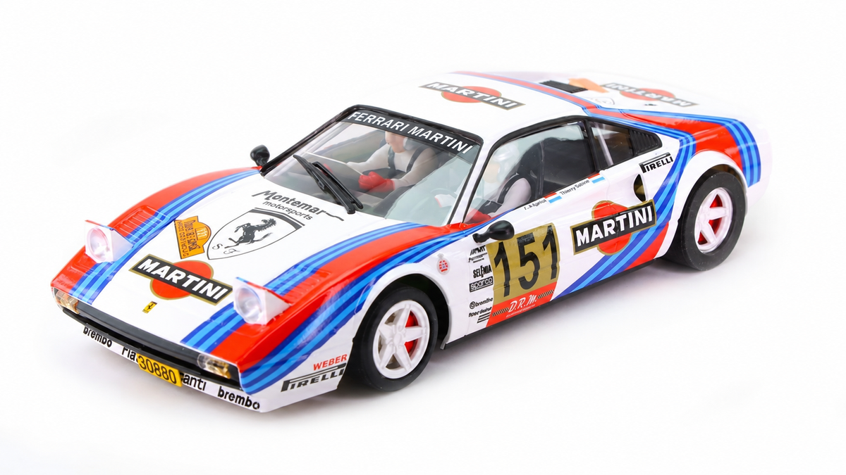 Modelo compatible: FERRARI 308 GTB – MARTINI. Foto orientativa del coche; se vende únicamente el chasis 3D.