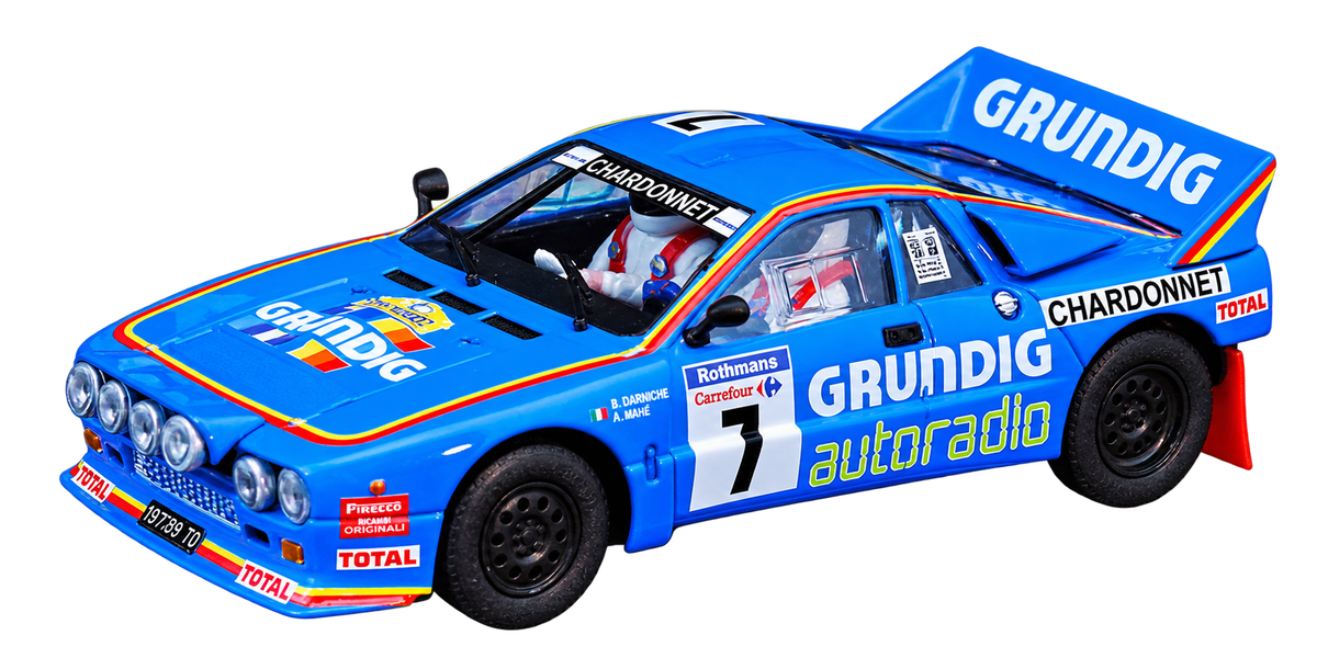 Modelo compatible: LANCIA 037 – RALLY D’ANTIBES 1983. Foto orientativa del coche; se vende únicamente el chasis 3D.